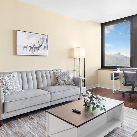 Luxury High Rise 1Bd River Views Downtown ピッツバーグ エクステリア 写真